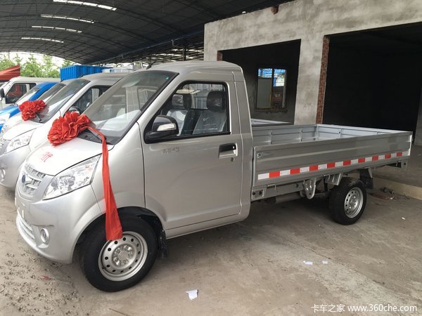 冲刺销量 重庆瑞逸载货车仅售2.88万元