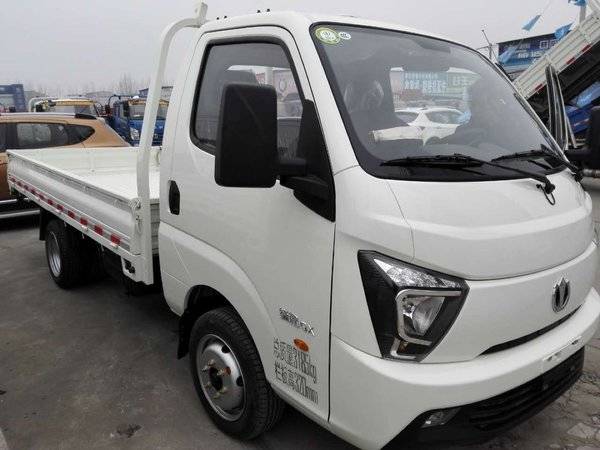 新车促销襄樊缔途载货车现售518万元