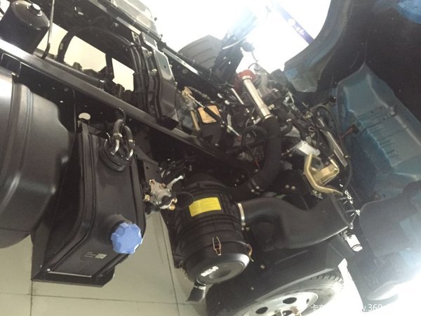 新车到店 佛山解放虎V国五仅售9.6万元