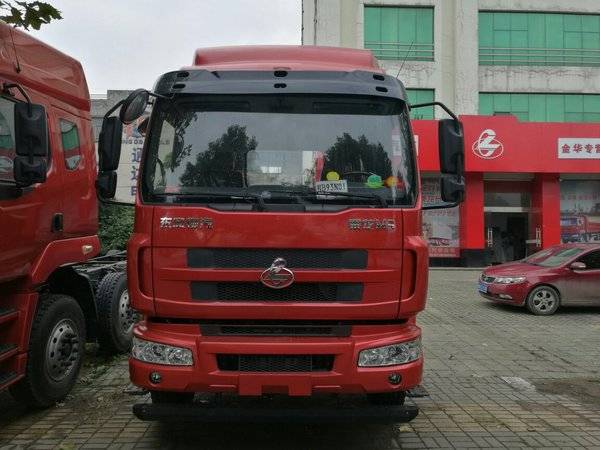 回馈用户 金华乘龙M3载货车钜惠0.48万