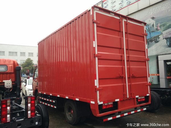 回馈用户 长沙多利卡D6载货车钜惠0.5万