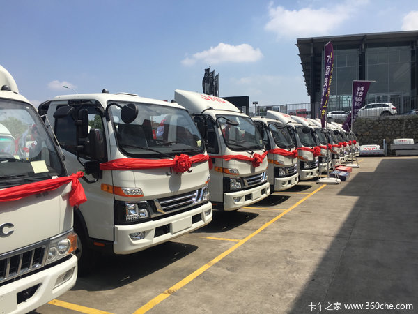 泉州广安汽贸,恭喜杨总提得爱车!