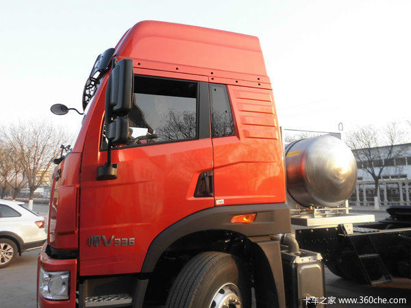 悍V平地板高顶驾驶室加长150全浮天