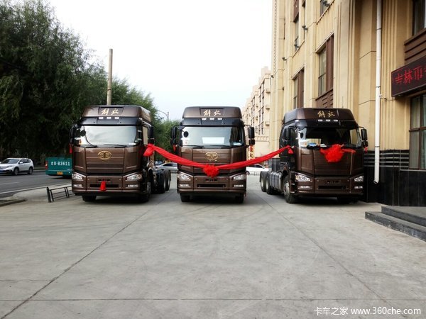 仅售36.5万元 吉林解放J6P牵引车促销中