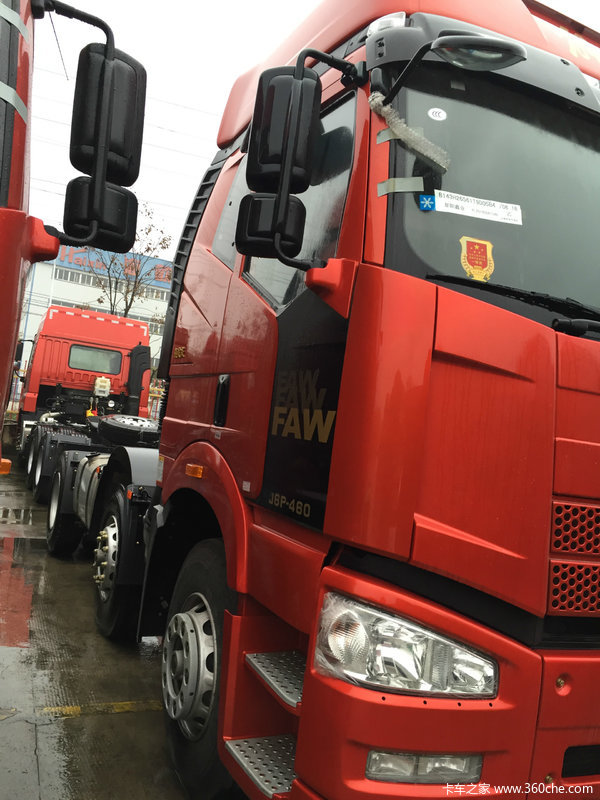 领航版6*2牵引车降价甩卖,数量有限