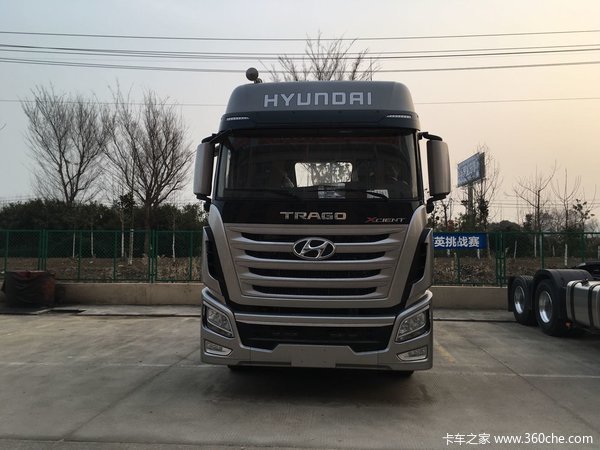 降价促销车型名称 四川现代 xcient创虎p440重卡 440马力 6x4牵引车