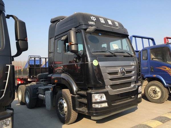 新车到店徐州豪瀚j7b牵引车仅售258万