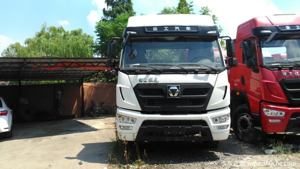 仅售20.98万 宁波徐工祺龙K牵引车促销