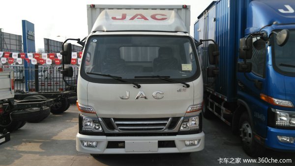 仅售8.3万元 天津骏铃V5厢式轻卡促销中