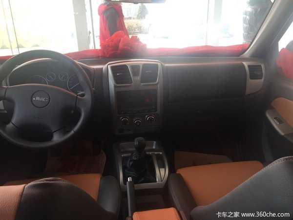 降价促销 兰州江铃宝典皮卡现售8.13万