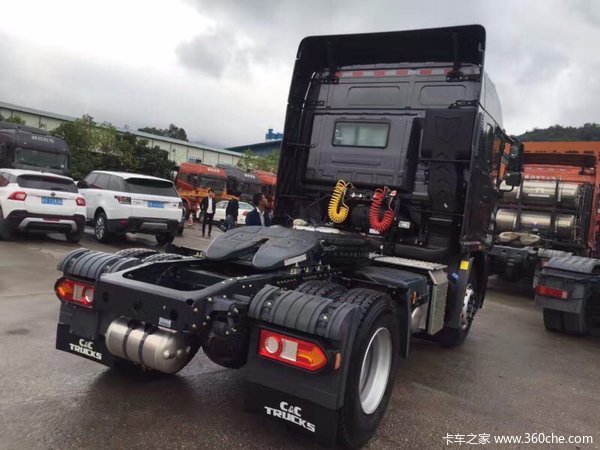 新车促销 深圳联合U系牵引车现售26.8万