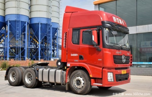 降价1万送油卡青岛德龙X3000牵引车热销