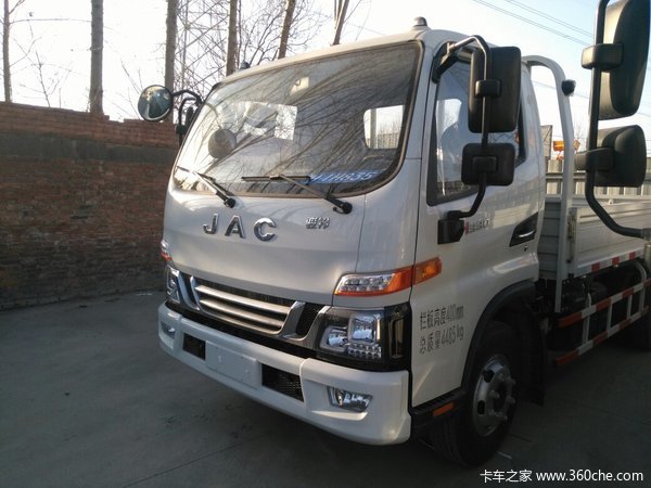 回馈用户 焦作骏铃V载货车钜惠0.7万元