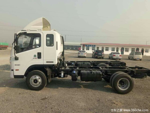 新车到店 聊城易邦现代致道载货车热销