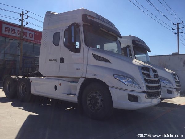 新车优惠 包头柳汽乘龙T7牵引车仅36万