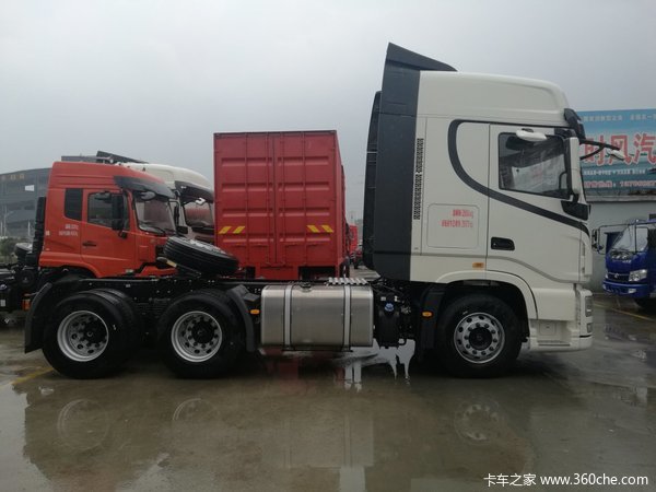 售38.26万  嘉兴东风天龙牵引隆重登场