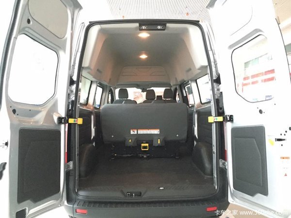 江铃新全顺按揭享一年零利率