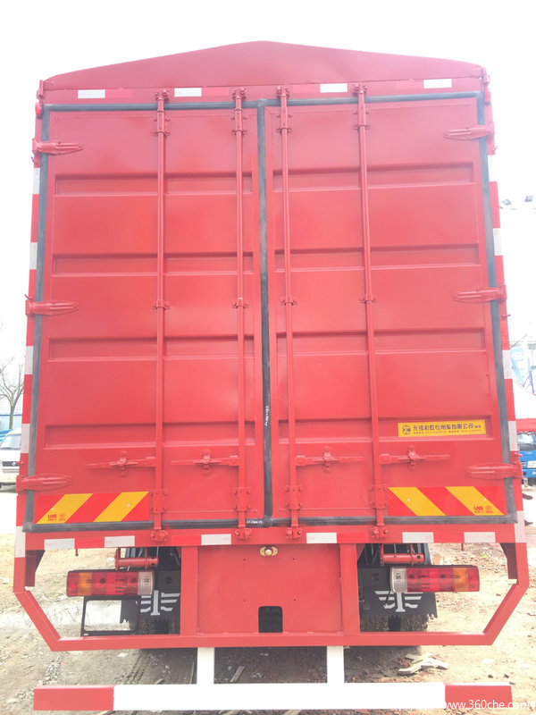 现车!现车!龙V6.8米六缸机高栏车