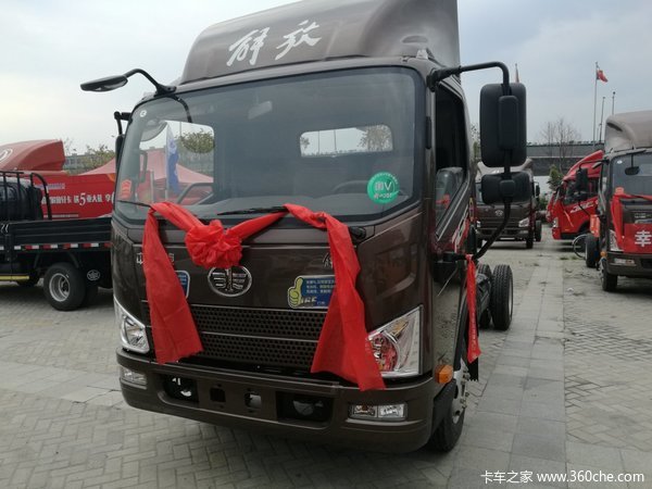 仅售10.6万 杭州解放J6F轻卡底盘促销中