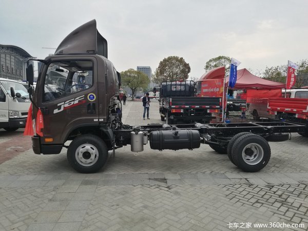 仅售10.6万 杭州解放J6F轻卡底盘促销中