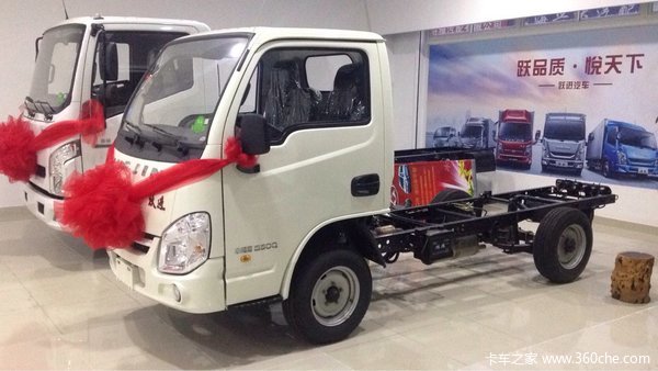 新车到店 上海跃进小福星S50Q底盘3.9万