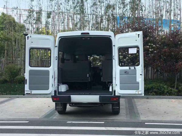 让利促销 Turbo Daily封闭货车12.99万