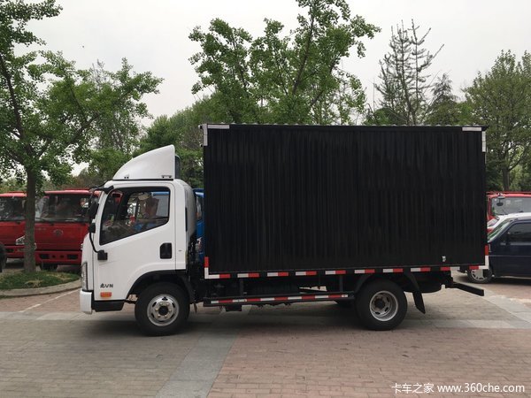 直降0.3万 宿迁解放虎VN厢式轻卡促销中