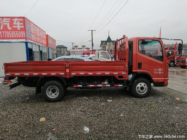 直降0.3万送油卡 绍兴凯马凯捷轻卡热销