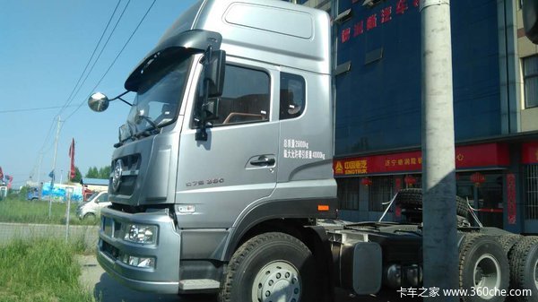 中國重汽 斯太爾d7b重卡 380馬力 6x4牽引車(高頂)(zz4253n3241e1bn)