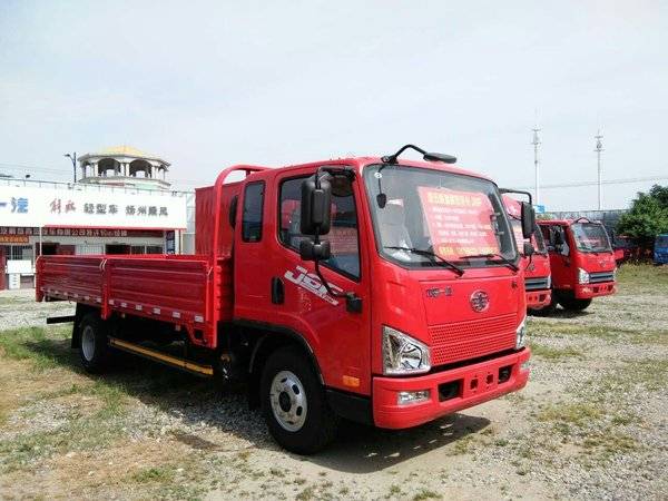 回馈用户 扬州J6F排半载货车仅售12万