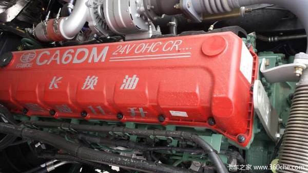 新车到店 济宁解放J6P载货车自重9.6吨