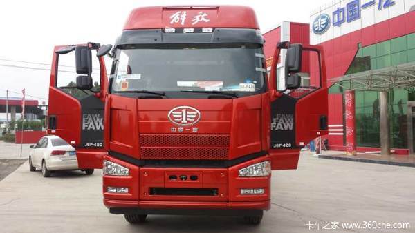 新车到店 济宁解放J6P载货车自重9.6吨