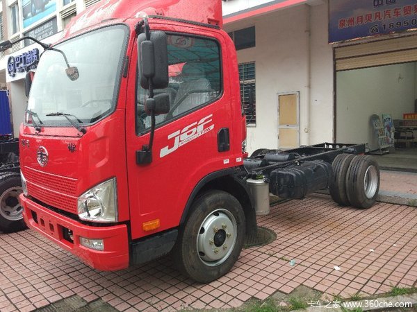 降价1.3万 解放虎威载货车底盘仅8.28万