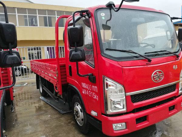 优惠促销 >国四公狮4米2平板促销价上路仅9万3  一汽红塔 解放公狮