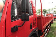 龙VH180马力栏板载货车新车到店！