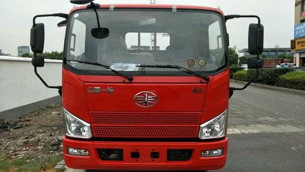 2米单排栏板轻卡(ca1041p40k2l1e5a84)  详情表 车型名称 解放 j6f