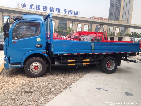 新车钜惠 无锡东风多利卡栏板售9.58万