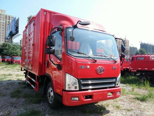 两万公里长换油 扬州解放虎VH厢货8.2万