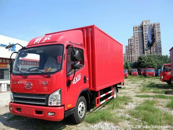 两万公里长换油 扬州解放虎VH厢货8.2万