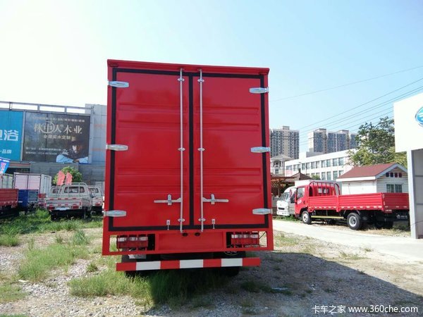 两万公里长换油 扬州解放虎VH厢货8.2万