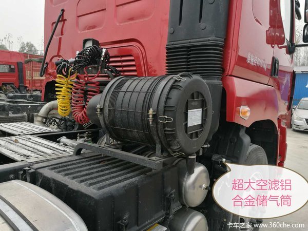 乘龙M5牵引车轻量化6*4到货啦