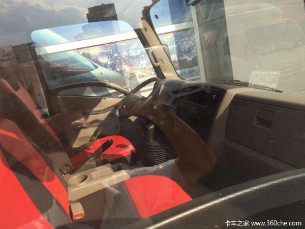 新车到店 江铃凯运气刹小吨位轻卡热销