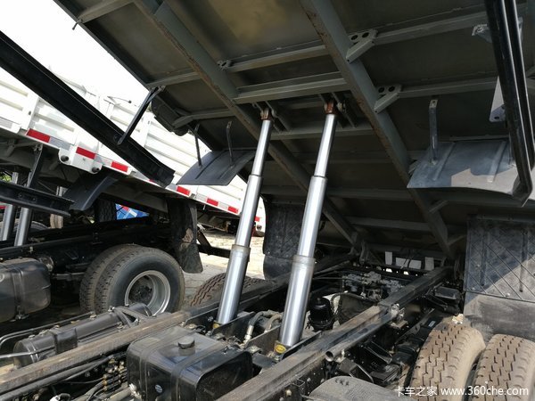 回馈用户 许昌奥驰X系自卸车钜惠0.3万元