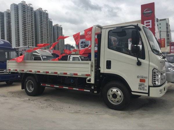 让利促销南宁康瑞h载货车现售735万元