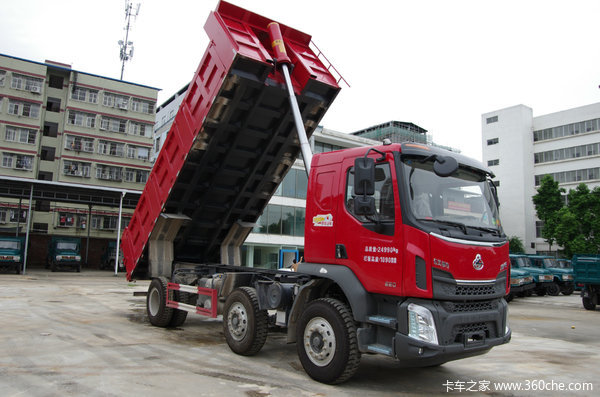 乘龙中型工程车，豪华舒适与性能兼俱