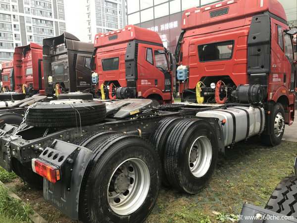J6P 420马力牵引车优惠5000