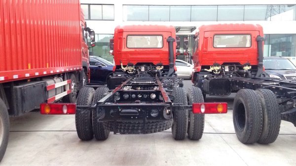 直降1.8万 苏州东风天锦6.8米底盘促销