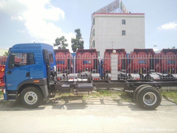 新车促销 东莞解放龙VH7现售18.8万元