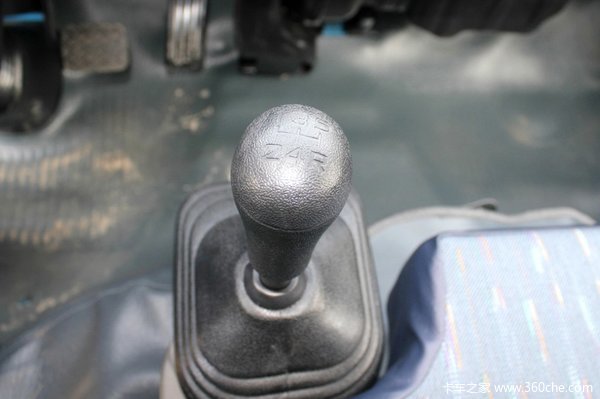 顺达窄体单排厢式 欢迎莅临赏鉴