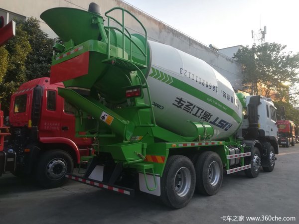 新车到店 上海格尔发8X4水泥搅拌车促销